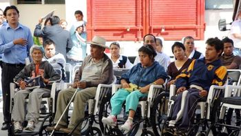 El Gobierno dejó de dar remedios, prótesis e insumos a discapacitados El Gobierno dejó de dar remedios, prótesis e insumos a discapacitados