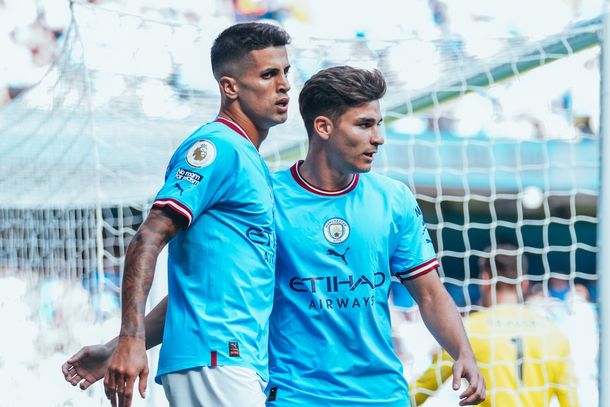 Con la presencia de Julián Álvarez, Manchester City goleó al Bournemouth