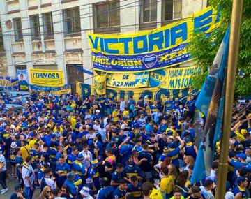 El argumento para prohibir las previas en la Bombonera: Los hinchas defecan en la calle