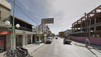 Avenida Hipólito Yrigoyen, en cercanías de calle Mariano Sánchez de Loria, donde fue detenido el narcotraficante. Avenida Hipólito Yrigoyen, en cercanías de calle Mariano Sánchez de Loria, donde fue detenido el narcotraficante.
