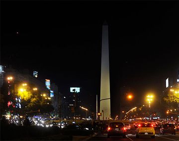 El Obelisco, a oscuras