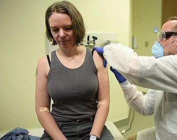 Jenniffer Haller, primera voluntaria en probar la vacuna contra el coronavirus