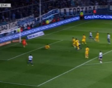 Vecchio volvió tras un año y marcó en el triunfo de Racing ante Boca