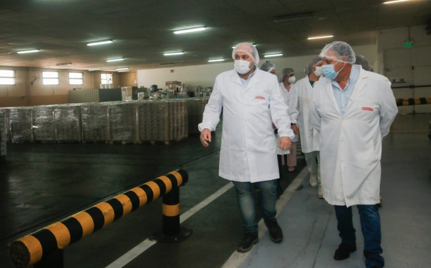 Quintela sigue reactivando industrias: nuevas firmas se instalan en La Rioja 