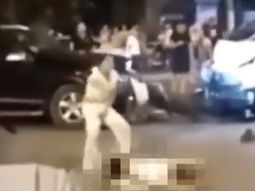 locura total: una mujer bailo sobre el cadaver de un hombre que atropello locura total: una mujer bailo sobre el cadaver de un hombre que atropello