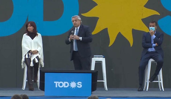 Alberto Fernández: Ellos se pelean por despegarse de lo que pasó