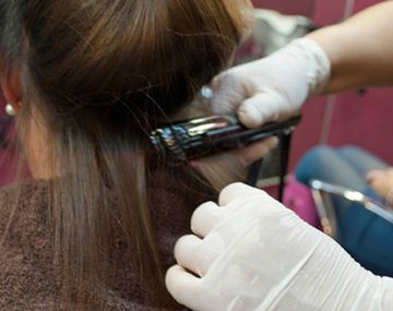 Un peluquero será indagado por un alisado tóxico