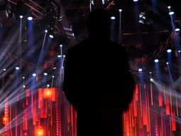 Caruso Lombardi, al Bailando