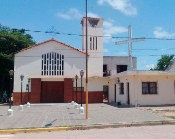 Un sacerdote chocó y mató a un motoquero