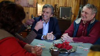 en campana, macri visito neuquen e insistio con que se viene el cambio en campana, macri visito neuquen e insistio con que se viene el cambio