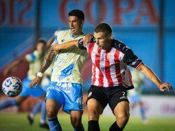 Barracas Central sufrió pero reaccionó a tiempo y eliminó por penales a Temperley