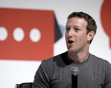 El creador de Facebook negó querer presentarse como candidato presidencial