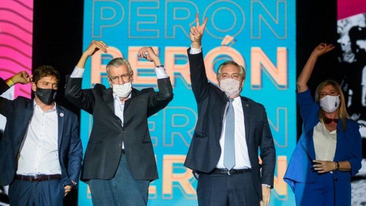 Alberto Fernández participa de una charla del PJ a 47 años de la muerte de Perón