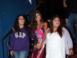 la nina loly: hoy me siento la madre de las chicas la nina loly: hoy me siento la madre de las chicas