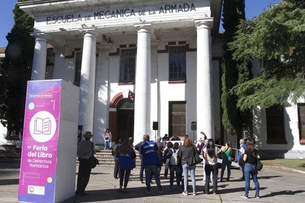 En la previa del 50° aniversario del Golpe de Estado, comienza la Feria del Libro de Derechos Humanos
