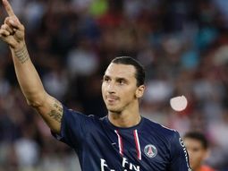 ibrahimovic destrozo a cristiano y le pego a messi ibrahimovic destrozo a cristiano y le pego a messi