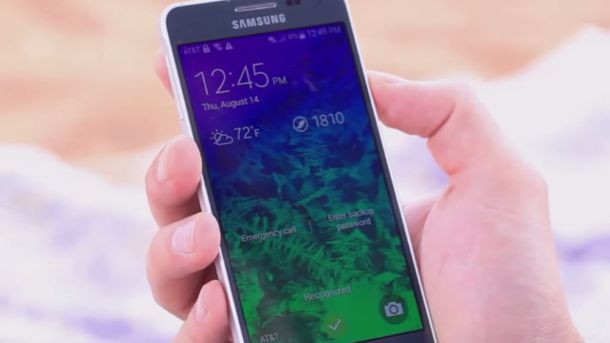 Samsung busca revolucionar el uso de redes sociales con su nuevo Smatphone