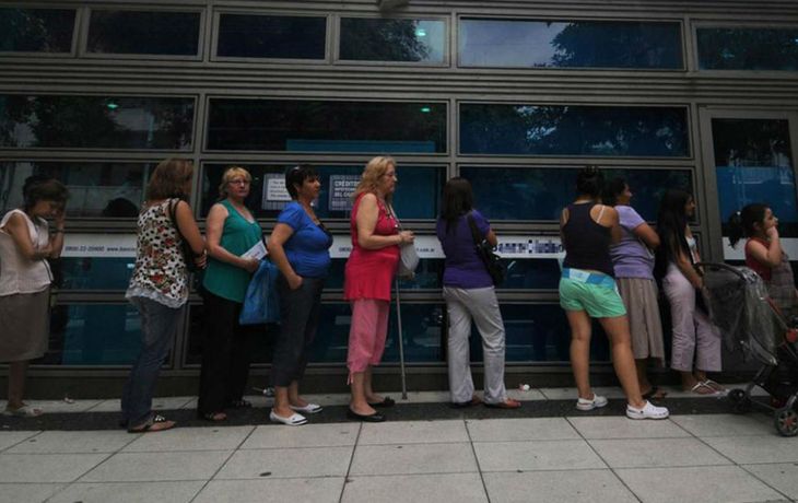 Atención normal en los bancos tras suspensión del paro