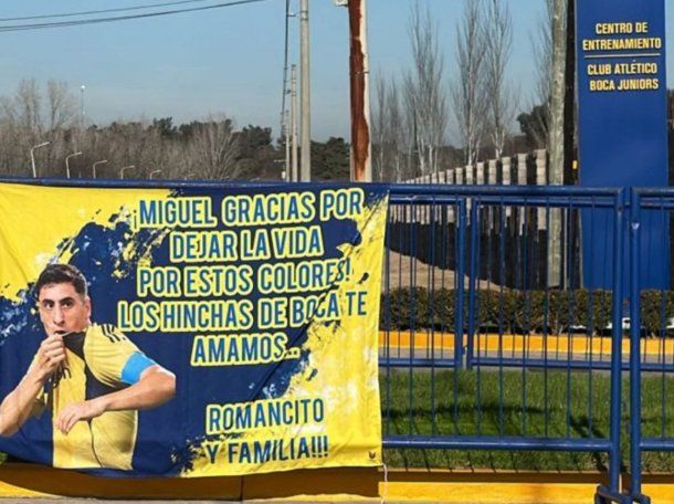 El gesto de un hincha que respaldó a Miguel Merentiel tras la polémica en Boca