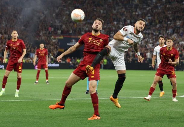 Sevilla le ganó por penales a Roma y se consagró campeón