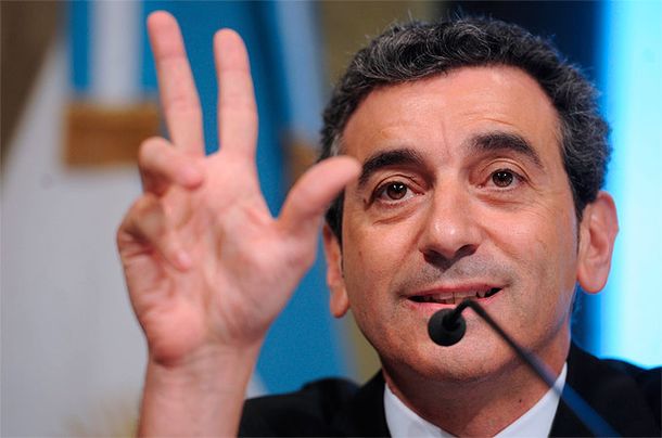 Randazzo:  Que Macri no pague las facturas es insólito