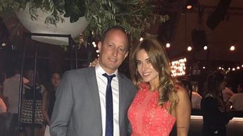 Jésica Cirio dejó ver su pancita de tres meses Jésica Cirio dejó ver su pancita de tres meses