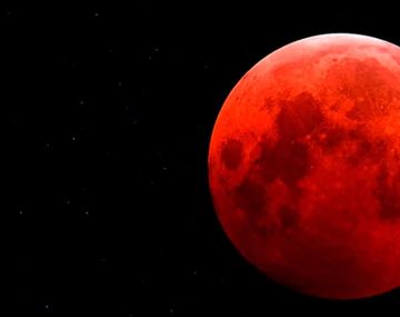 En la noche del domingo se podrá ver una superluna de sangre