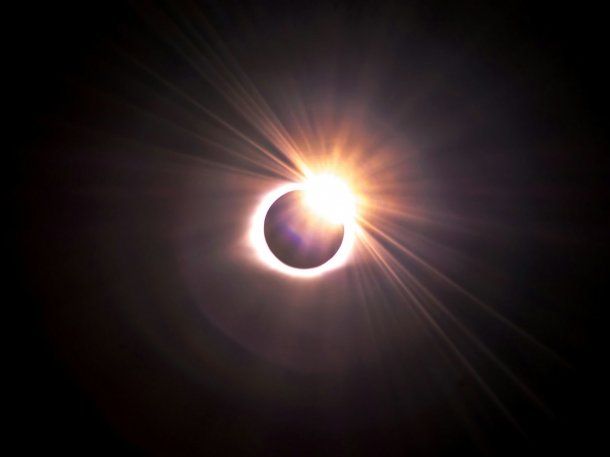 Cuándo son los próximos eclipses solares