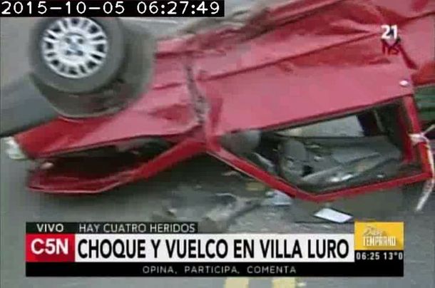 Choque y vuelco en Villa Luro deja cuatro heridos