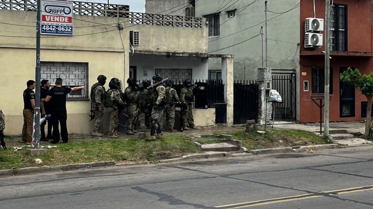 Tensión en Loma Hermosa y Tragedia en Grand Bourg: Dos Episodios que Conmocionan a la Provincia de Buenos Aires