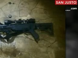 cuatro policias heridos en violenta persecucion y tiroteo: hay dos jovenes detenidas cuatro policias heridos en violenta persecucion y tiroteo: hay dos jovenes detenidas