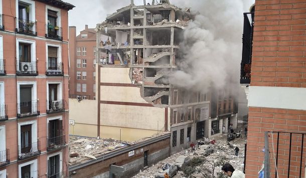 Fatal explosión en un edificio sacudió el centro de Madrid