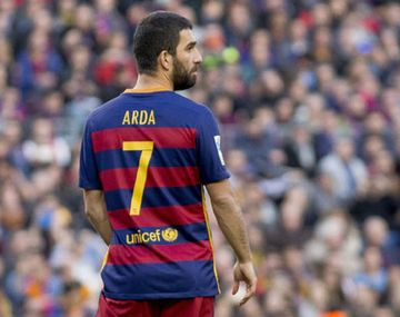 El turco Turan se fue a jugar a su país y dejó la camiseta vacante