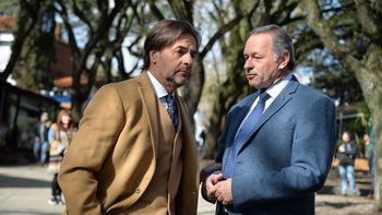 El presidente Luis Lacalle Pou viajará a China para intentar que el país asiático cierre el TLC con Uruguay. El presidente Luis Lacalle Pou viajará a China para intentar que el país asiático cierre el TLC con Uruguay.