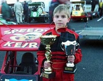 Escocia está de luto por la muerte de un piloto de tan sólo 11 años