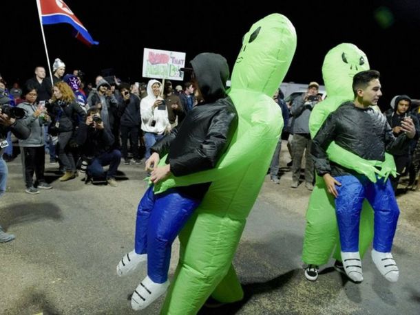 La Fuerza Aérea estadounidense, en vilo por el asalto al Área 51