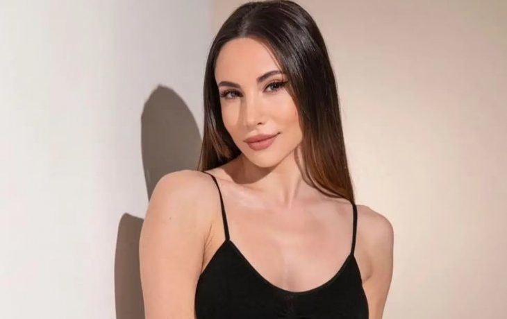 Magui Bravi marca tendencia desde México con una microbikini rosa chicle