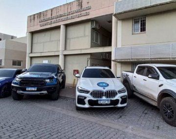 Estos son los autos importados que le incautaron a un intendente