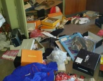 Atacan la casa de un periodista en Santiago 