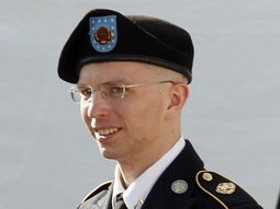 el soldado bradley manning fue condenado a 35 anos de carcel el soldado bradley manning fue condenado a 35 anos de carcel