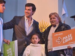 urtubey puso en marcha el boleto gratuito para 450 mil saltenos urtubey puso en marcha el boleto gratuito para 450 mil saltenos