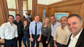 Sin Javier Milei, pero con Manuel Adorni, la mesa política del Gobierno definió los proyectos para el Congreso Sin Javier Milei, pero con Manuel Adorni, la mesa política del Gobierno definió los proyectos para el Congreso