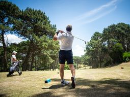 La Copa London Supply es uno de los principales torneos de golf benéficos en Sudamérica. La Copa London Supply es uno de los principales torneos de golf benéficos en Sudamérica.