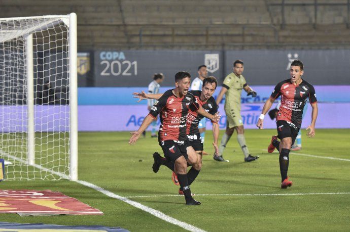 Colón campeón de la Copa de la Liga