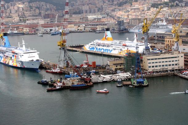 Ascienden a siete los muertos por el hundimiento del barco