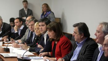 la camara electoral analizara este lunes las propuestas anti-fraude de la oposicion la camara electoral analizara este lunes las propuestas anti-fraude de la oposicion