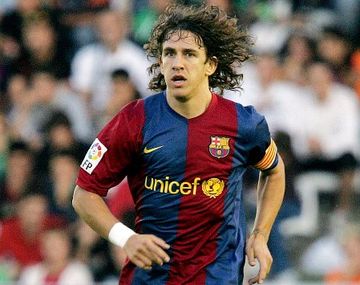 Puyol fue operado pero volverá a jugar antes de terminar la Liga