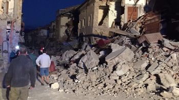 terremoto en italia: imagenes impactantes terremoto en italia: imagenes impactantes