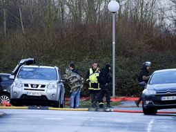 continua el alerta maxima en francia por amenazas de al qaeda continua el alerta maxima en francia por amenazas de al qaeda