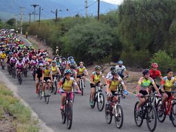 salta: choque de peregrinos que iban en bicicleta por una ruta dejo 3 heridos salta: choque de peregrinos que iban en bicicleta por una ruta dejo 3 heridos